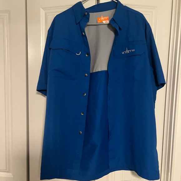 Blue Casual Button Down Shirt for Everyday Style - Picture 3 of 4